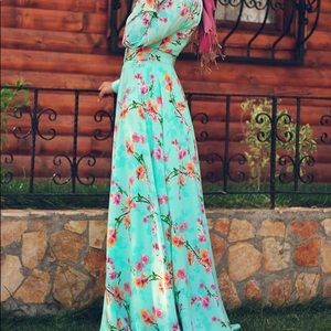 Floral Maxi dress with long sleeves size 36 EUR